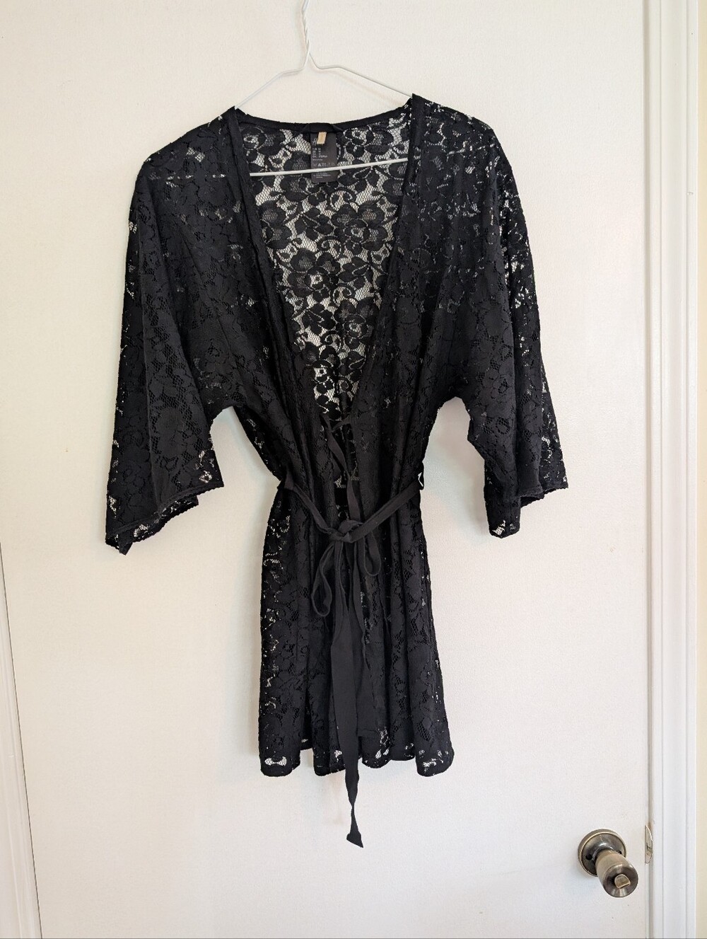 H&M Black Lace Kimono Robe with Tie Waist